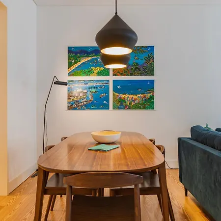 Апартаменты Downtown By The River By Lovelystay *