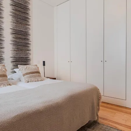 Apartament Downtown By The River By Lovelystay Lizbona