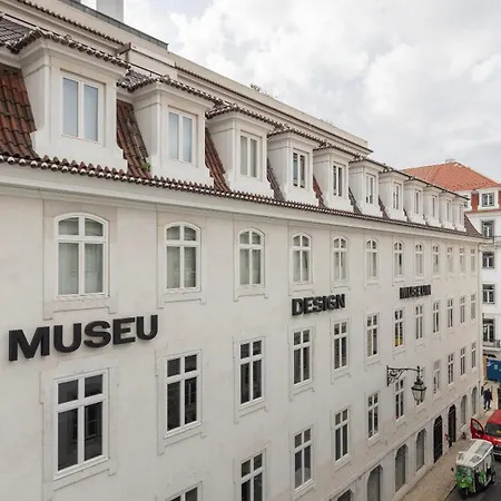 Downtown By The River By Lovelystay