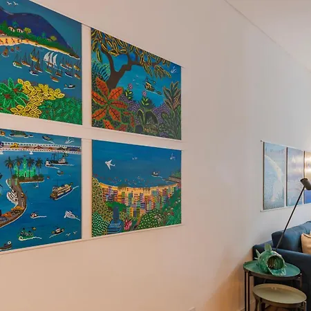 Apartament Downtown By The River By Lovelystay